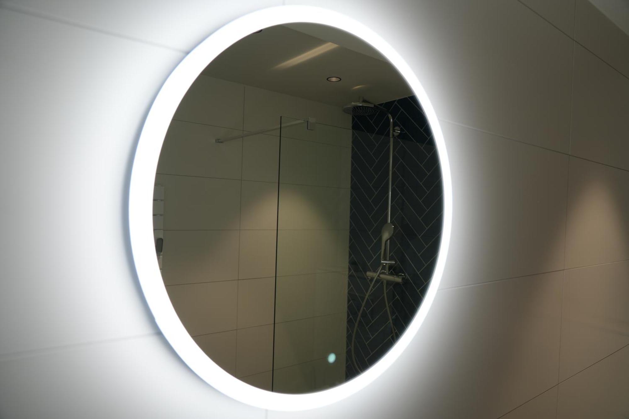 Gite Spa L'Atelier Emile - Spa Privatif - 5 Min Colmar Sainte-Croix-en-Plaine Værelse billede